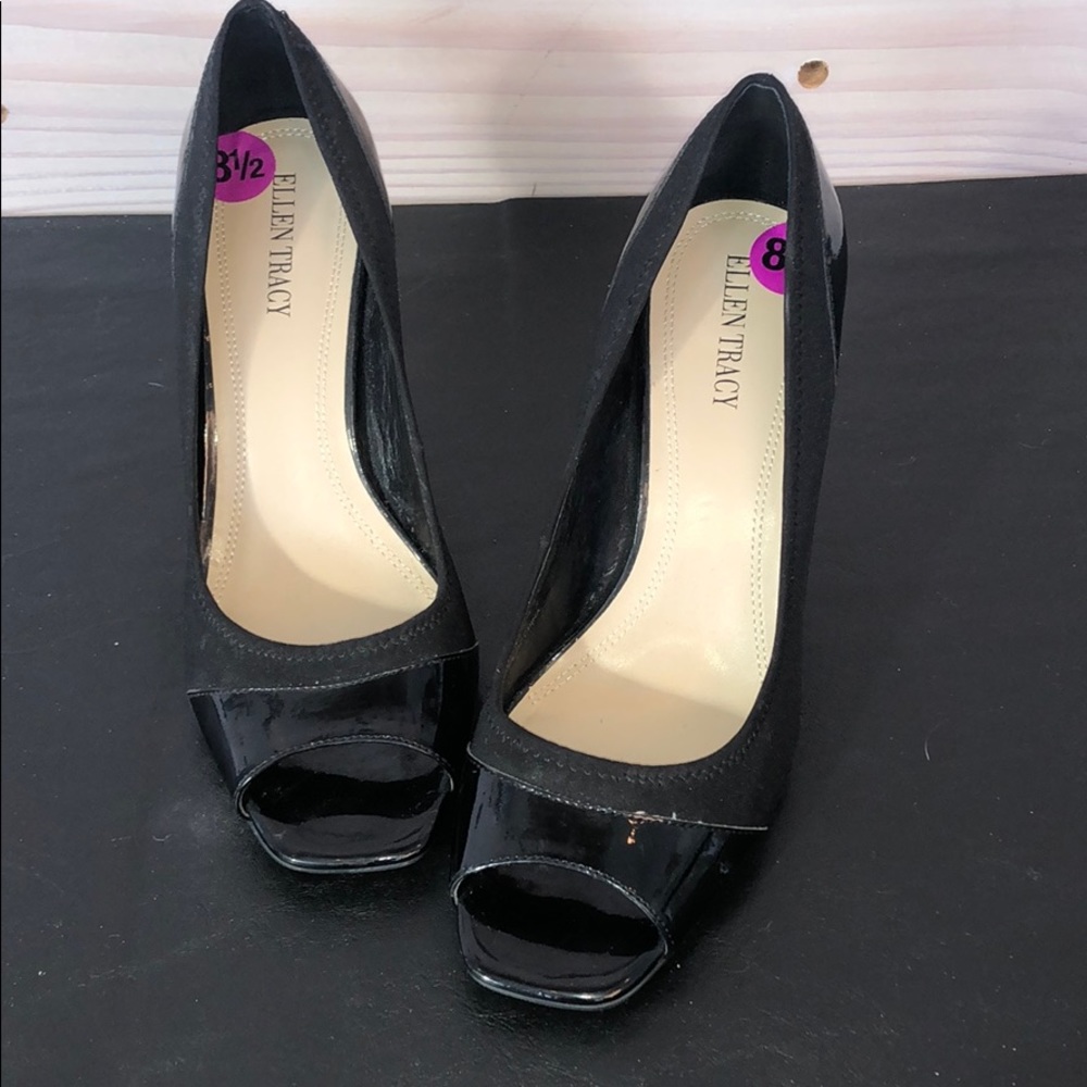 Ellen Tracy Black Peep Toe Heels